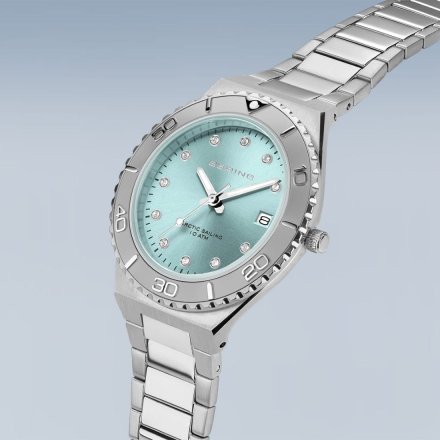 Bering Classic zegarek damski 18936-707 srebrny z błękitną tarczą
