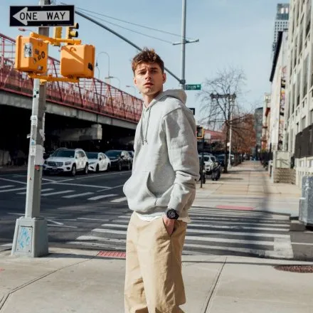 Zegarek Casio G-SHOCK GA-010-1A1ER czarny ze wskazówkami 