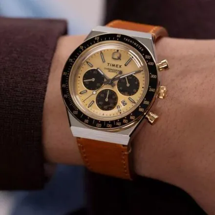 Timex Q Chronograph TW2W64400 zegarek męski brązowy pasek i chronograf