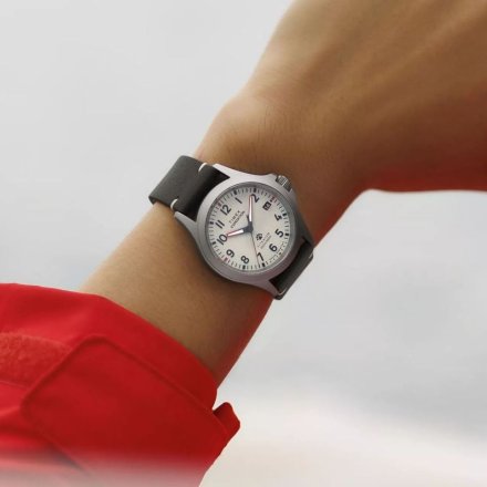 Timex Expedition TW2W78200 zegarek męski tytanowy z jasną tarczą