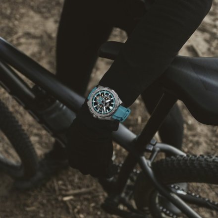 Festina Chrono Bike 20725/6 zegarek męski grafitowy z niebieskim paskiem chronograf