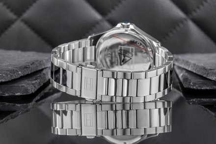 Tommy Hilfiger Bruce zegarek męski srebrny z niebieską tarczą 1710670