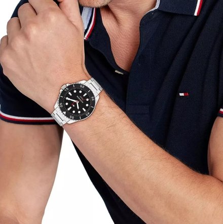 Tommy Hilfiger Oceanic Diver zegarek męski srebrny z czarną tarczą 1792203