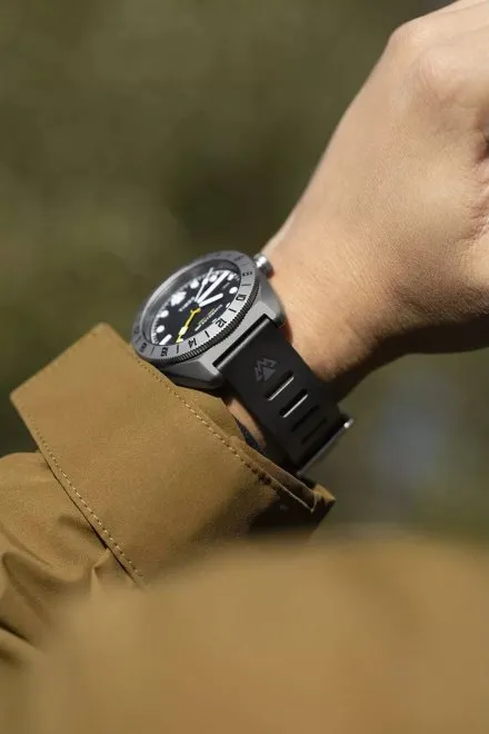 Timex Expedition GMT Titanium Automatic TW2W53000 Zegarek męski na pasku