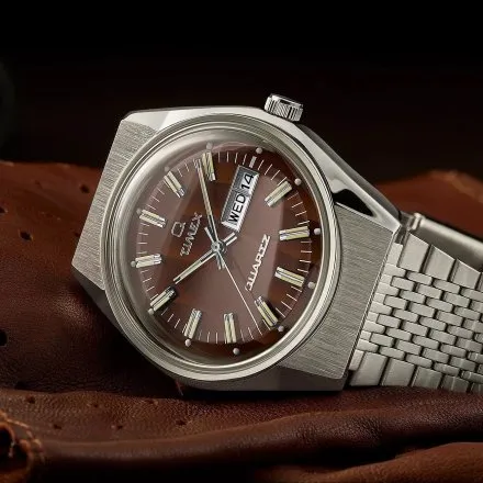 Timex Q Falcon Eye TW2W62400 zegarek męski srebrny retro z datownikiem