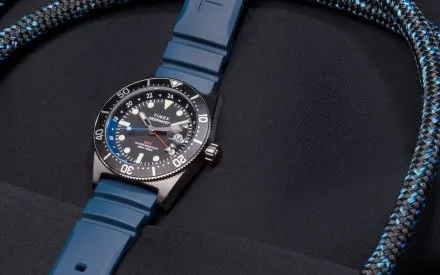 Timex Deepwater Reef 200 GMT TW2W75100 Zegarek męski na niebieskim pasku do pływania