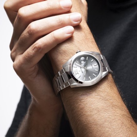 Festina Classic Bracelet Zegarek Męski ze srebrną tarczą na bransolecie 20707/1