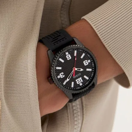 Guess Varsity czarny zegarek  z czarną tarczą na pasku GW0890G2