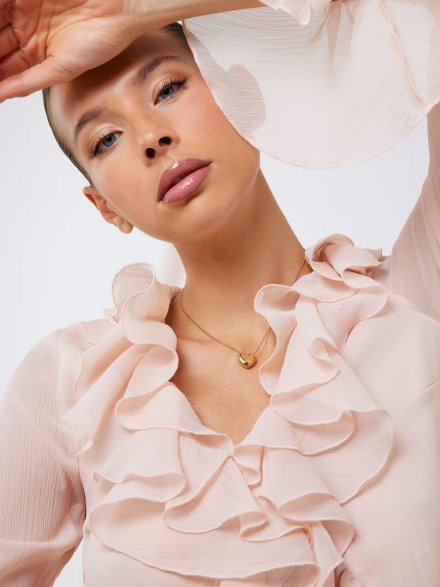 Guess Iconique złoty naszyjnik z sercem JUBN05541JW