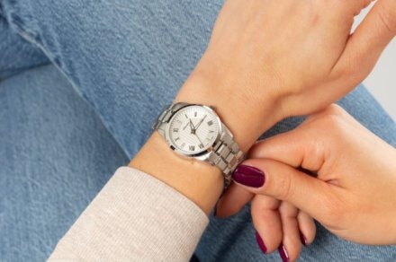 Adriatica Zegarek Damski na srebrnej bransolecie z datownikiem A3837.5163Q