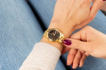 Adriatica Zegarek Damski na złotej bransolecie z datownikiem A3837.1164Q