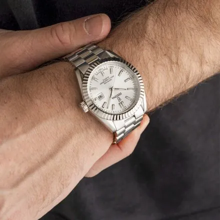 Festina Swiss Made 20084-A Zegarek męski srebrny ze szkłem szafirowym