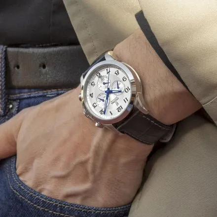 Festina Swiss Made 20094-1 zegarek męski na pasku srebrny retro chrono