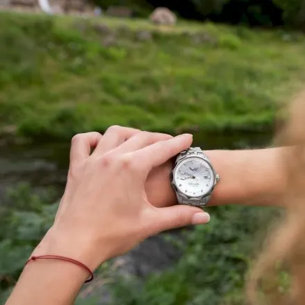 Zegarek damski Vostok Europe Vilnelė Diamond srebrny z bransoletą diamenty, solar, 100m