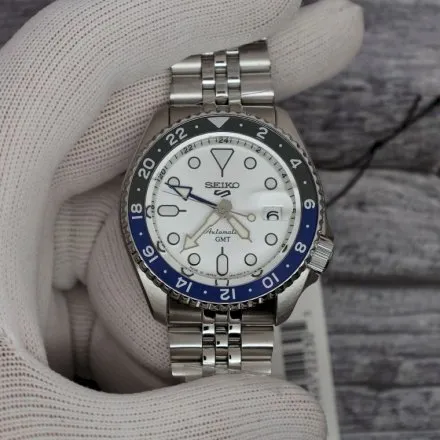 Seiko SSK033K1 5 Sports GMT zegarek automatyczny z białą tarczą