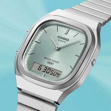 Casio Vintage AQ-240E-2AEF srebrny zegarek w stylu retro z bransoletką i błękitną tarczą