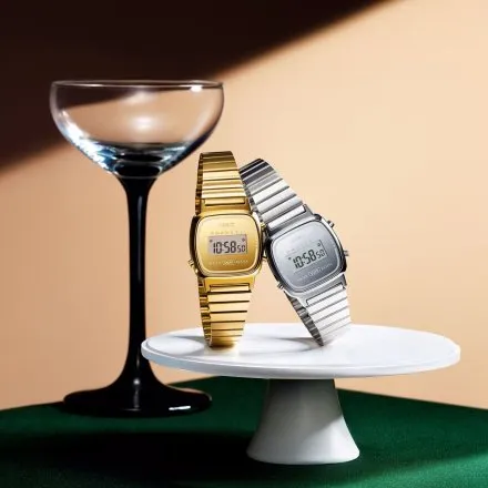 Zegarek Casio Vintage LA670WES-7AEF damski złoty w stylu Retro