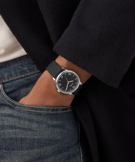 Guess Chandler zegarek męski srebrny czarna tarcza na pasku GW0973G5