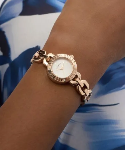 Guess Siren różowozłoty zegarek damski na bransolecie ze srebrną tarczą GW1019L4