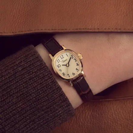 Timex Cavatina Mini TW2Y87700 damski zegarek ze złotą tarczą