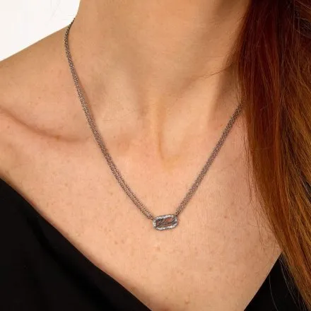 Naszyjnik Karl Lagerfeld CRYSTALS KLAYC13 srebrny z błyszczącą zawieszką logo