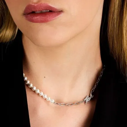 Naszyjnik Karl Lagerfeld PEARL KLAYR03 srebrny z białymi perełkami i logo
