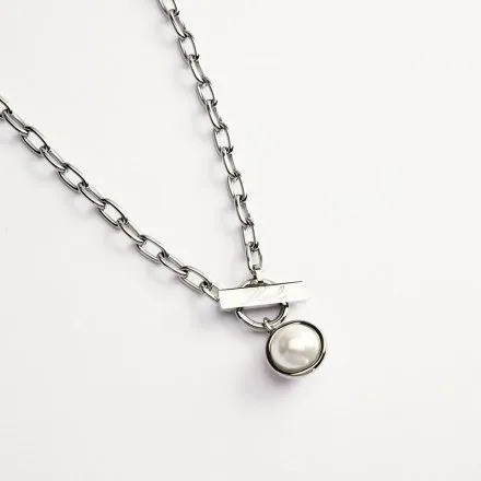 Naszyjnik Karl Lagerfeld PEARL KLAYR04 srebrny z białą perełką i logo