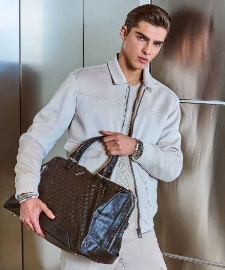 Guess Clyde zegarek męski na bransolecie srebrny z czarną tarczą GW0896G1