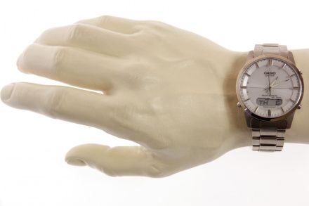Zegarek Casio LCW-M170TD-7AER Lineage Waveceptor LCW-M170TD -7AER