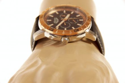 Szwajcarski męski zegarek Adriatica z multidatownikiem i paskiem A1108.R214QF