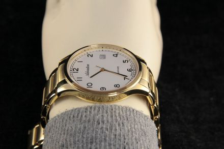 Złoty klasyczny męski zegarek szwajcarski Adriatica na bransolecie A1267.1123Q