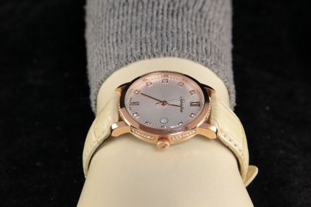 Zegarek Damski Adriatica na Pasku A3110.9283QZ - Swarovski Zegarek Swiss Made