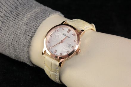 Zegarek Damski Adriatica na Pasku A3110.9283QZ - Swarovski Zegarek Swiss Made