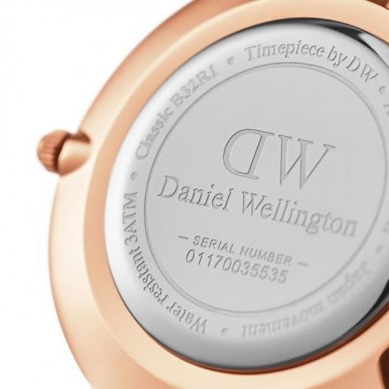 Zegarek Daniel Wellington Petite 32 Melrose różowe złoto z bransoletką mesh DW00100161