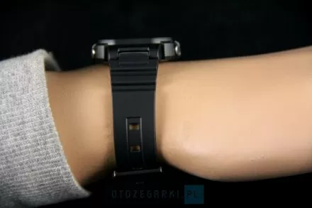 Zegarek Damski Casio LA-20WH-1BEF Casio Sport LA-20WH -1BEF