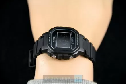 Zegarek Damski Casio LA-20WH-1BEF Casio Sport LA-20WH -1BEF
