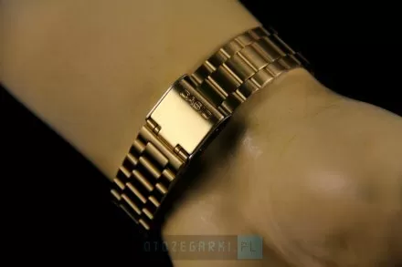 Złoty zegarek Casio Vintage z wyświetlaczem A168WG-9EF w stylu Retro