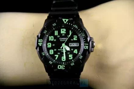 Zegarek Męski Casio MRW-200H-3BVEF Casio Sport MRW-200H -3BVEF