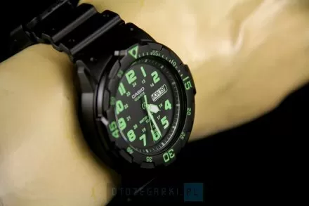 Zegarek Męski Casio MRW-200H-3BVEF Casio Sport MRW-200H -3BVEF