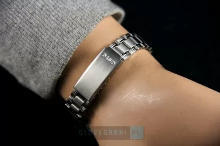 Zegarek Damski Casio Classic LTP-1128A-7BEF srebrny z cyferkami na białej tarczy