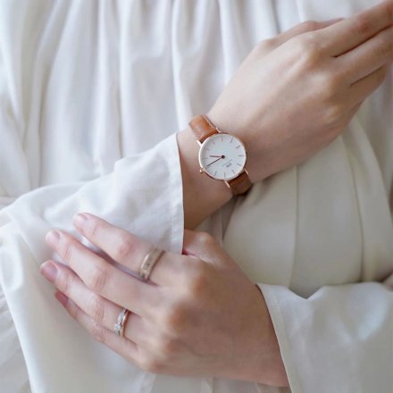 Zegarek Daniel Wellington Petite 32 Durham różowe złoto z brązowym paskiem DW00100172