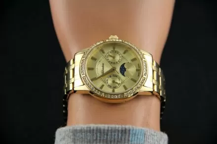 Zegarek Damski Adriatica na bransolecie A3601.1111QFZ - Multifunction Swarovski Swiss Made