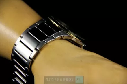 Zegarek Męski Adriatica na bransolecie A1175.6114Q - Zegarek Kwarcowy Swiss Made
