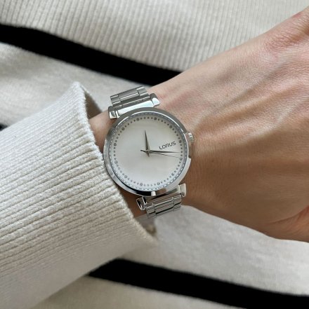 Klasyczny zegarek damski Lorus na serbrnej bransolecie RG243MX9