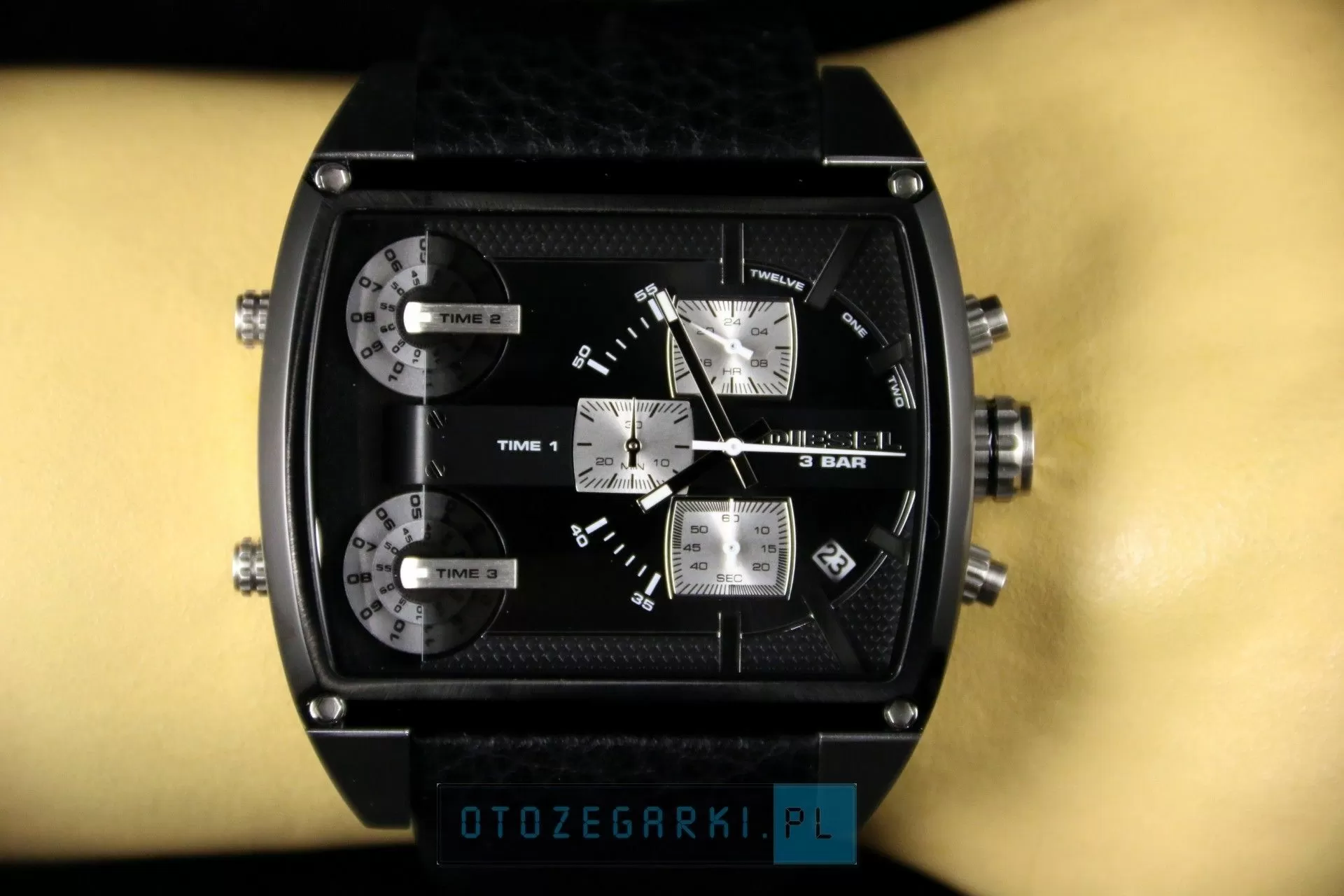 Fifty Diesel　ディーゼル Diesel DZ4466 - Zegarek.net