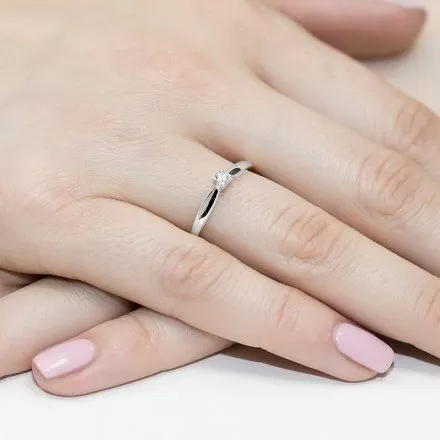 Biżuteria SAXO 14K Pierścionek z brylantem 0,10ct W-45 Białe Złoto
