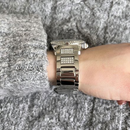 Srebrny zegarek damski Guess Frontier z kryształkami W1156L1