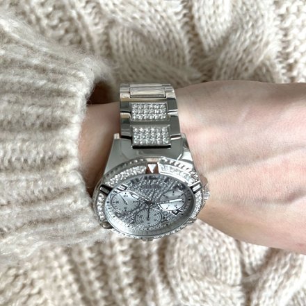 Srebrny zegarek damski Guess Frontier z kryształkami W1156L1