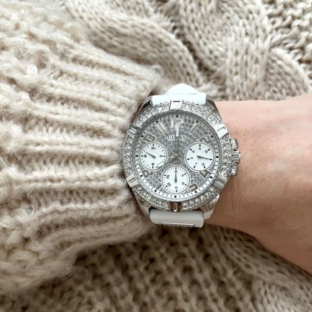 Srebrny zegarek damski Guess Frontier z białym paskiem i kryształami W1160L4
