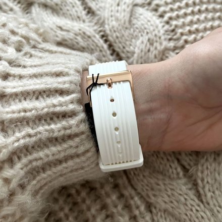 Różowozłoty zegarek Guess Athena z białym paskiem GW0030L3 